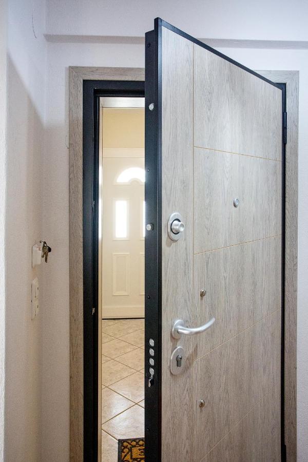Holiday House Ioanna Nea Peramos  Exterior photo